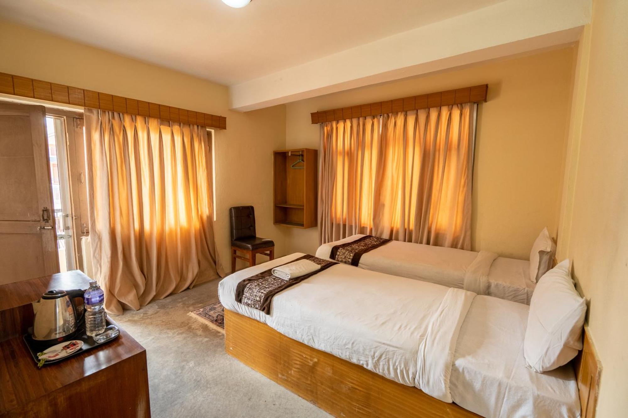 קטמנדו Hotel Nana מראה חיצוני תמונה