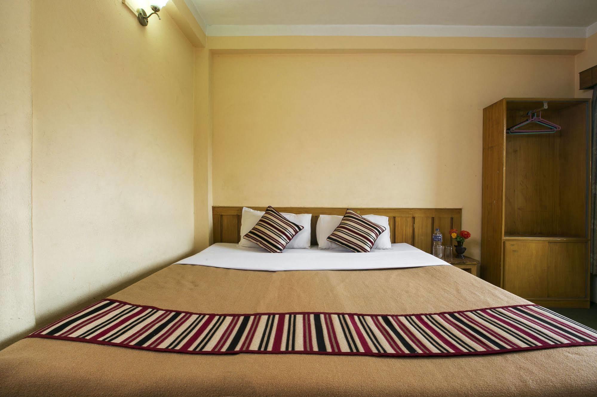 קטמנדו Hotel Nana מראה חיצוני תמונה